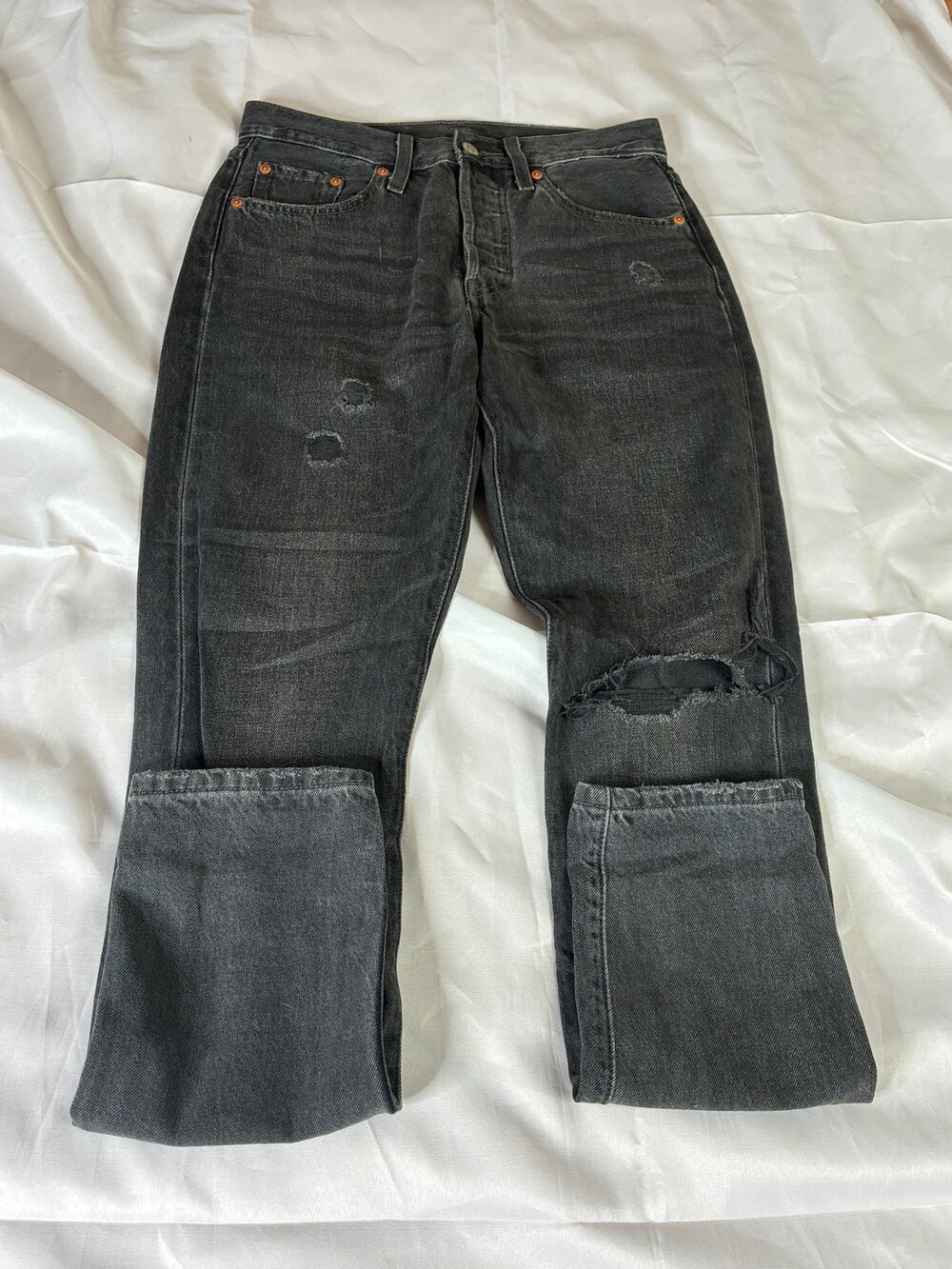 Levi's Premium Womens W25 L30 Black Distressed Ripped Jeans Straight Leg